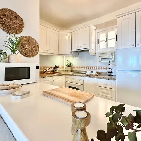 Alda Los Cristianos (Tenerife)